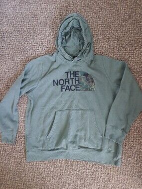 The North Face hoodie XL Green camo-filled logo Mens